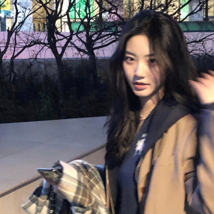 云端男女